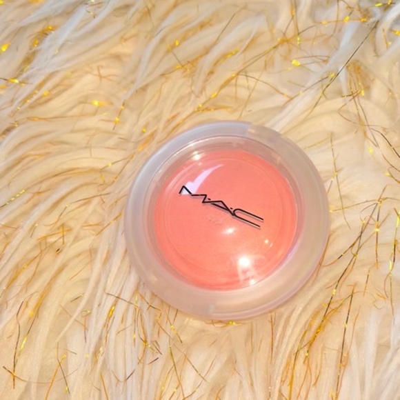 MAC Cosmetics Glow Play Blush Cheeky Devil - Picture 2 of 5